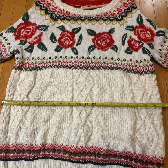 Womens Medium chunky sweater cable knit rose Cottagecore Oversized Grandmacore - Picture 4 of 5